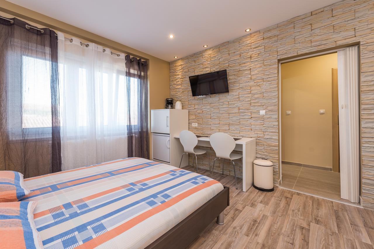 Sukošan Apartments Bracic Spa מראה חיצוני תמונה